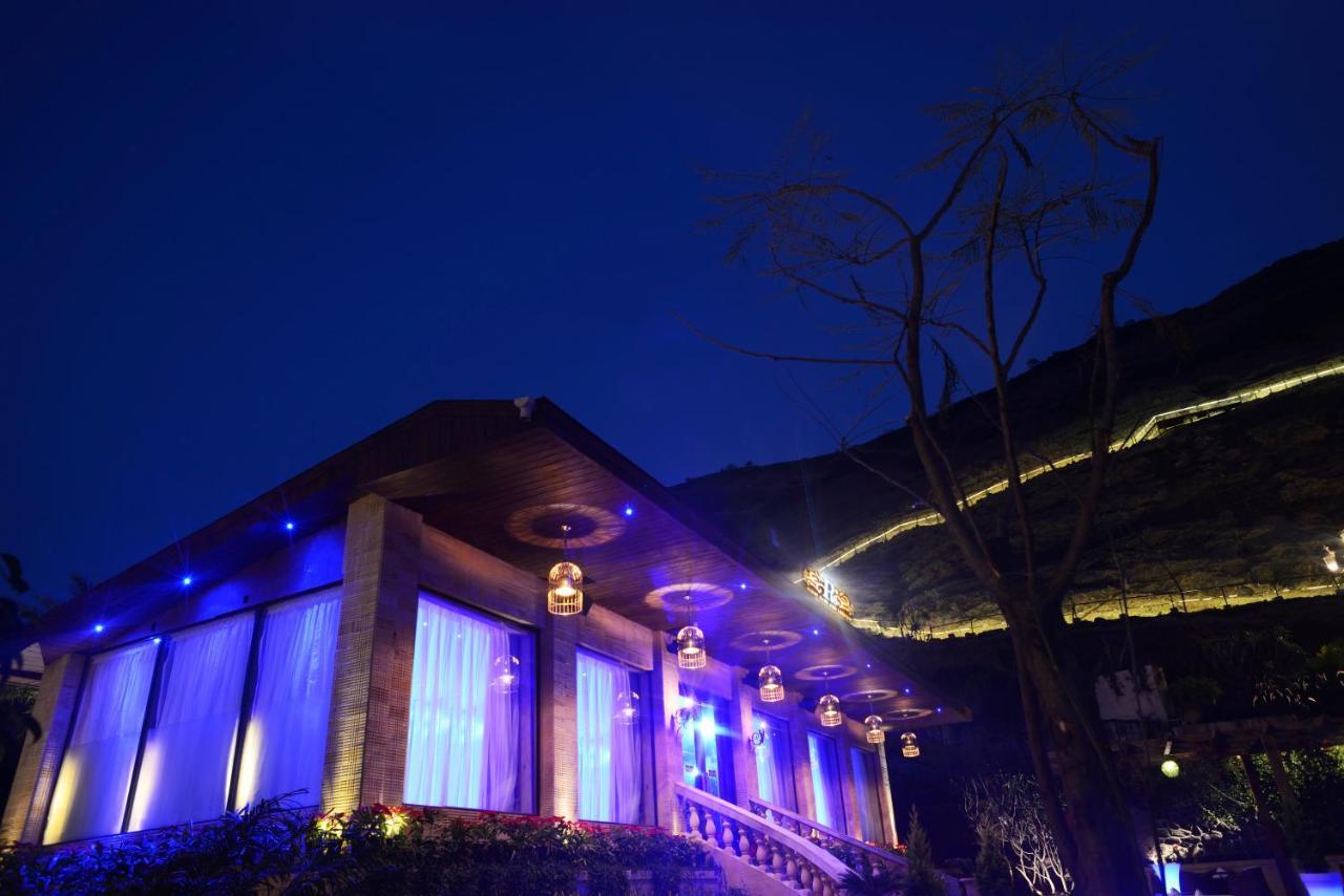 Della Resorts Lonavala Exterior foto