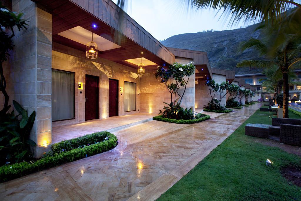 Della Resorts Lonavala Exterior foto